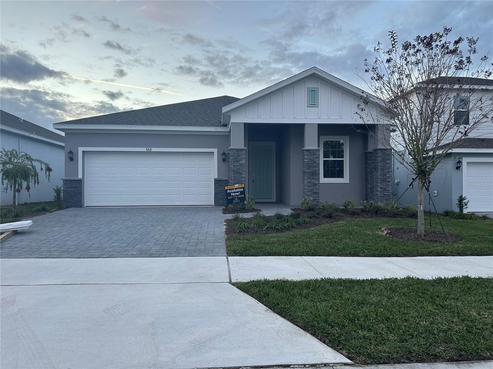 Single Family Residence in DELAND, FL - Daniel Dourado