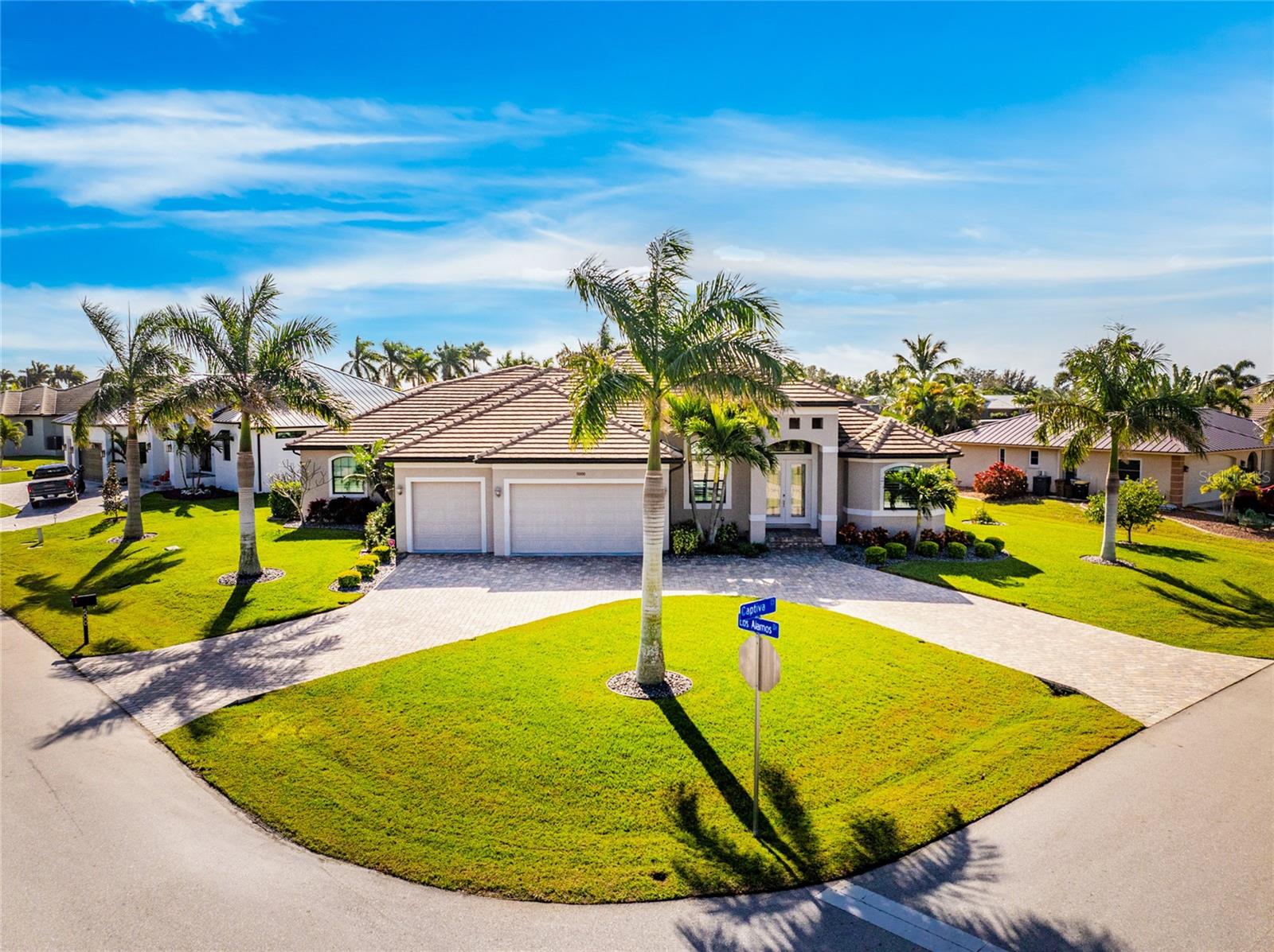 Single Family Residence em PUNTA GORDA, FL - Daniel Dourado