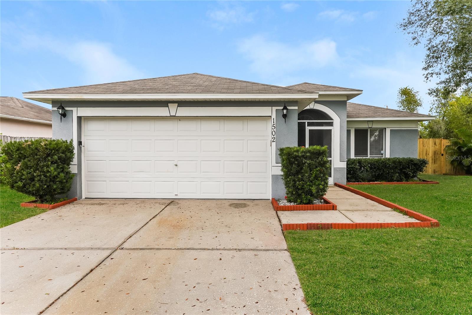 Single Family Residence em BRANDON, FL - Daniel Dourado