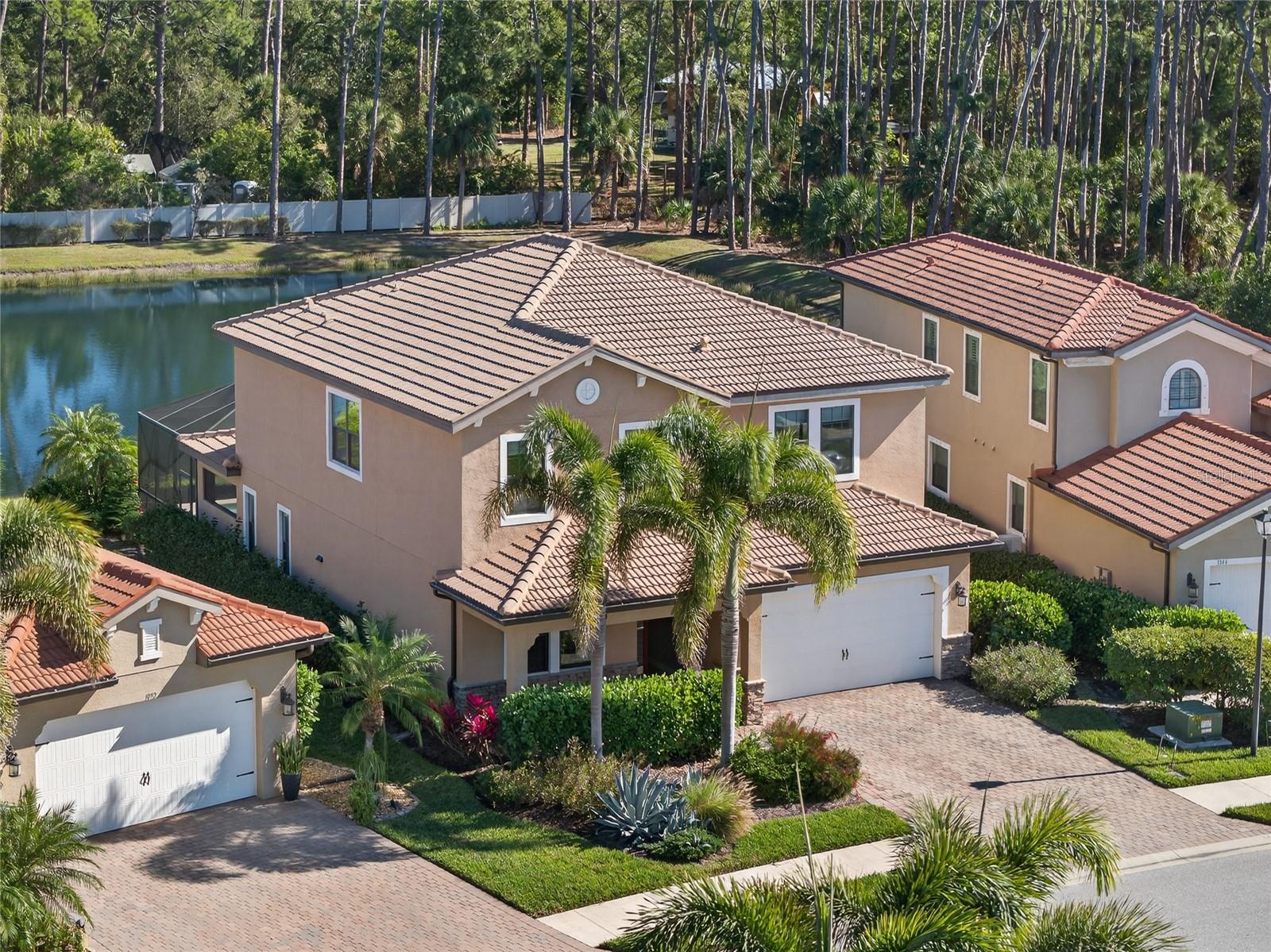 Single Family Residence in NOKOMIS, FL - Daniel Dourado