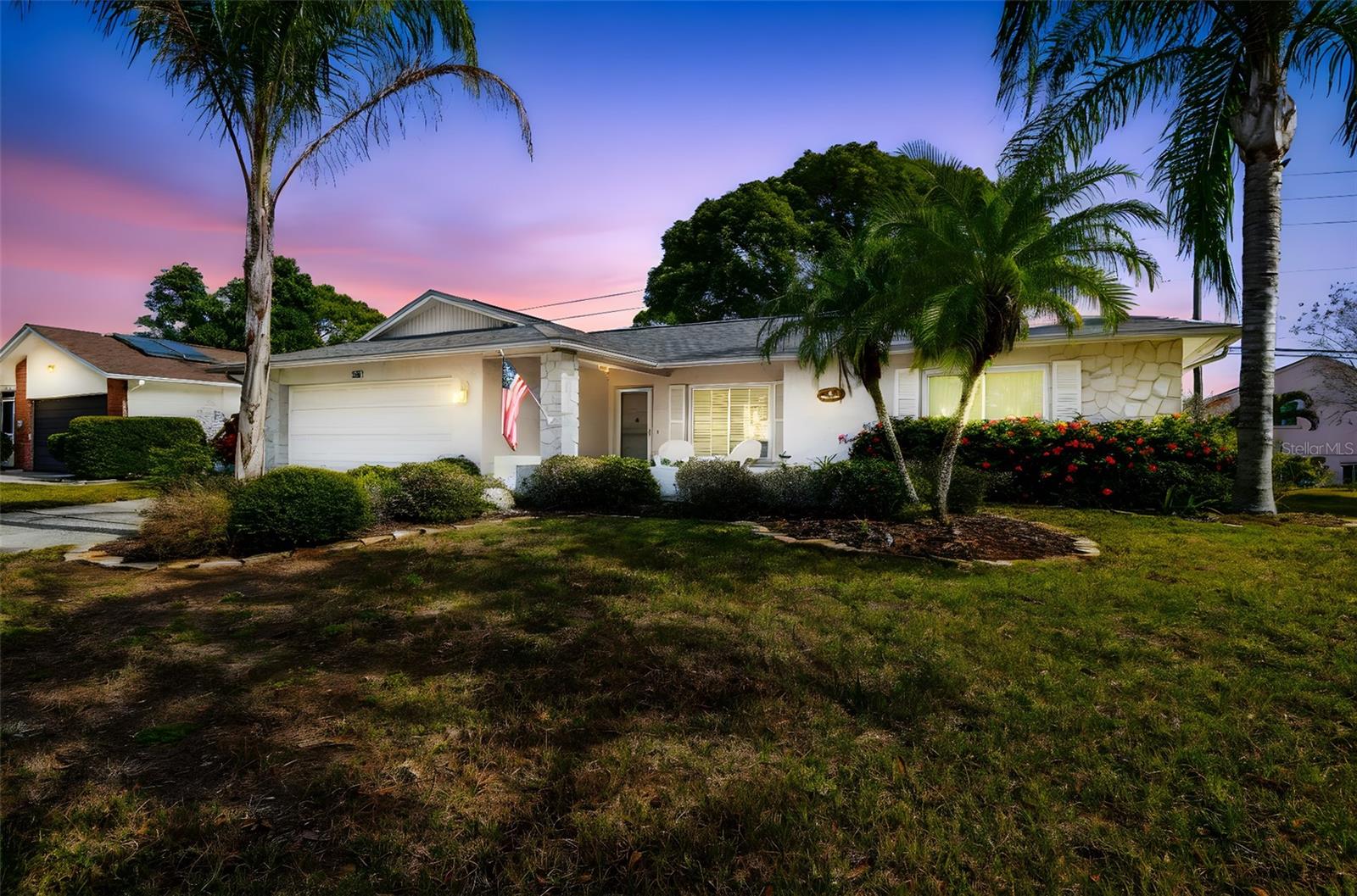 Single Family Residence em PALM HARBOR, FL - Daniel Dourado
