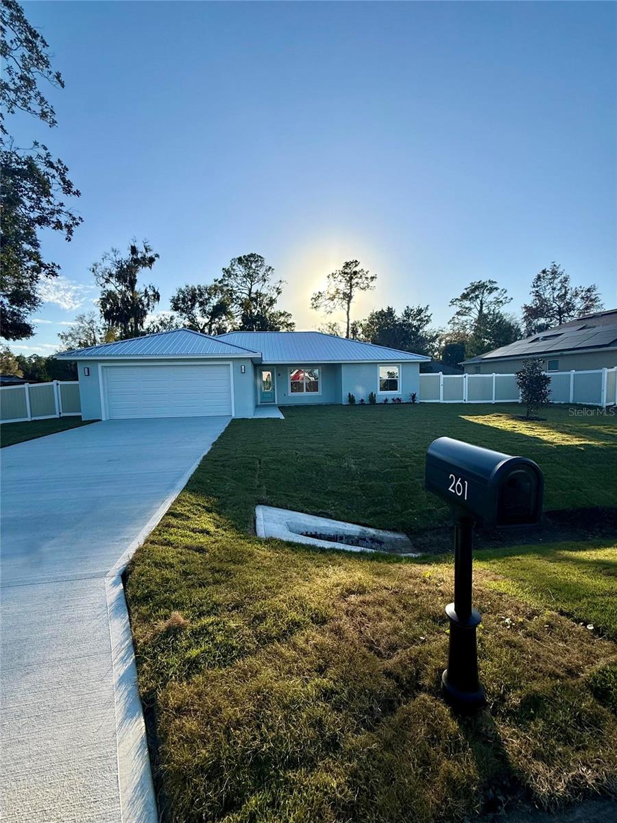 Single Family Residence in BUNNELL, FL - Daniel Dourado