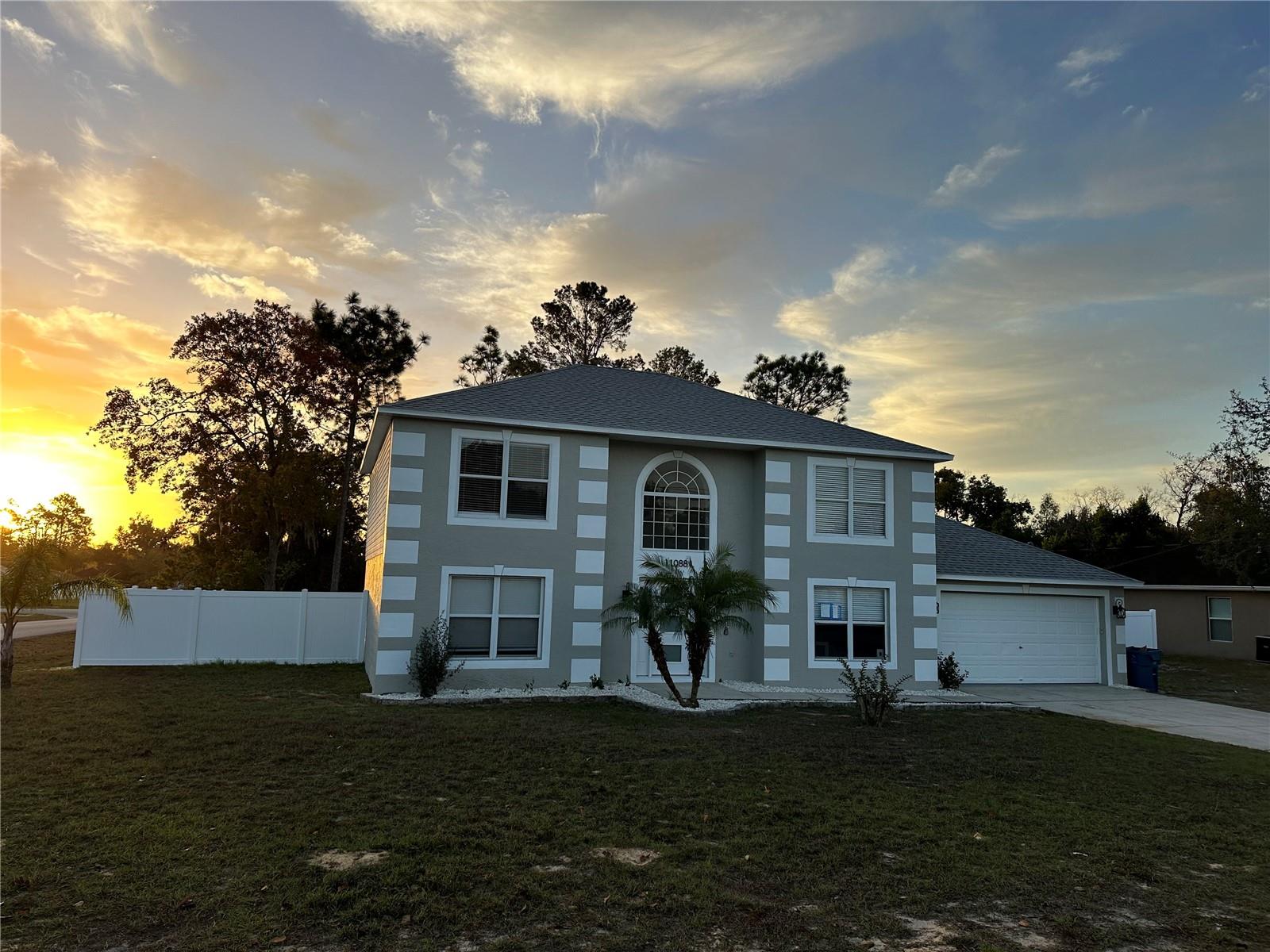 Single Family Residence em SPRING HILL, FL - Daniel Dourado