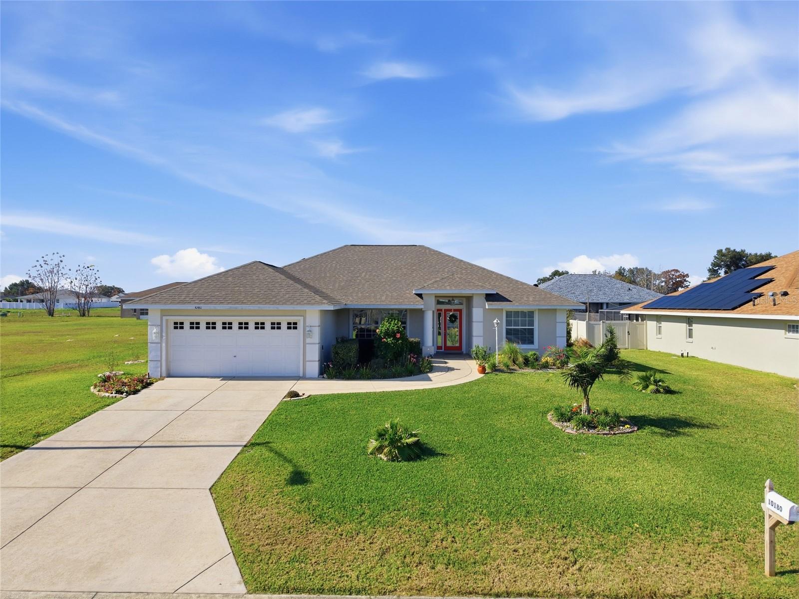 Single Family Residence em BELLEVIEW, FL - Daniel Dourado