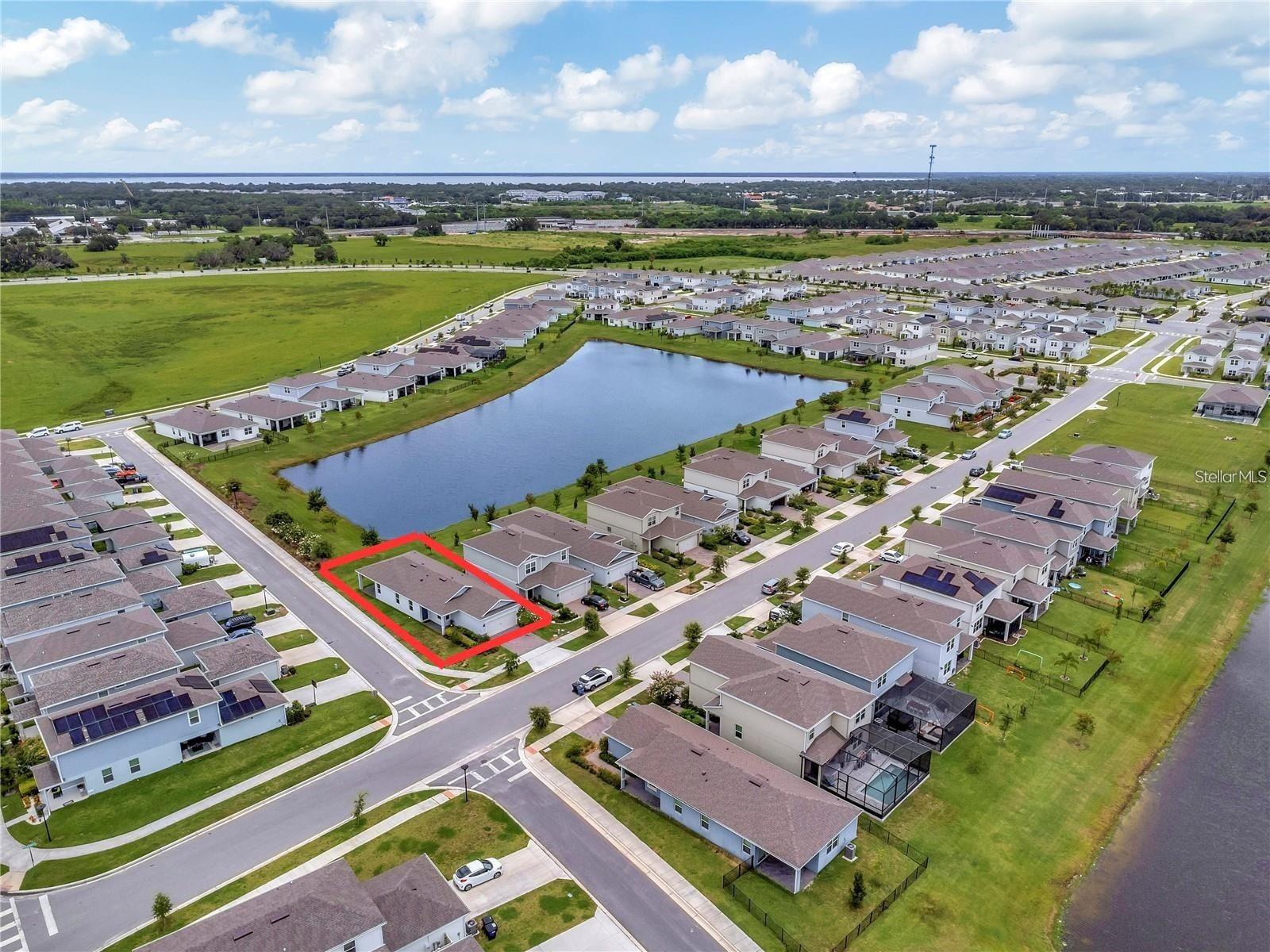 Single Family Residence in KISSIMMEE, FL - Daniel Dourado
