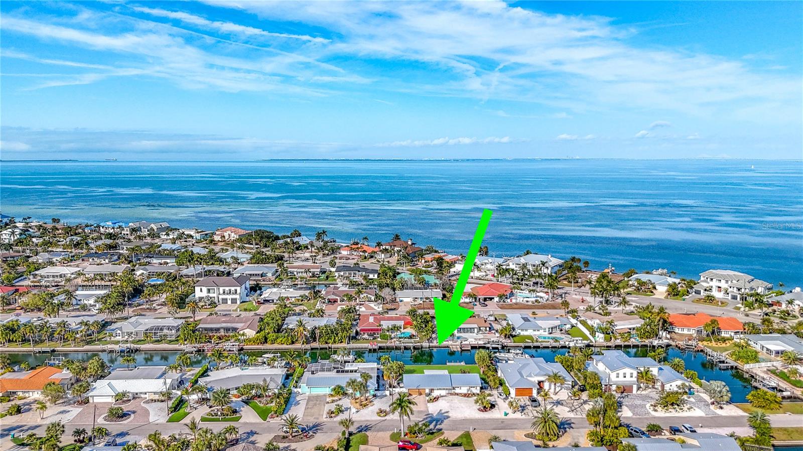 Single Family Residence em HOLMES BEACH, FL - Daniel Dourado