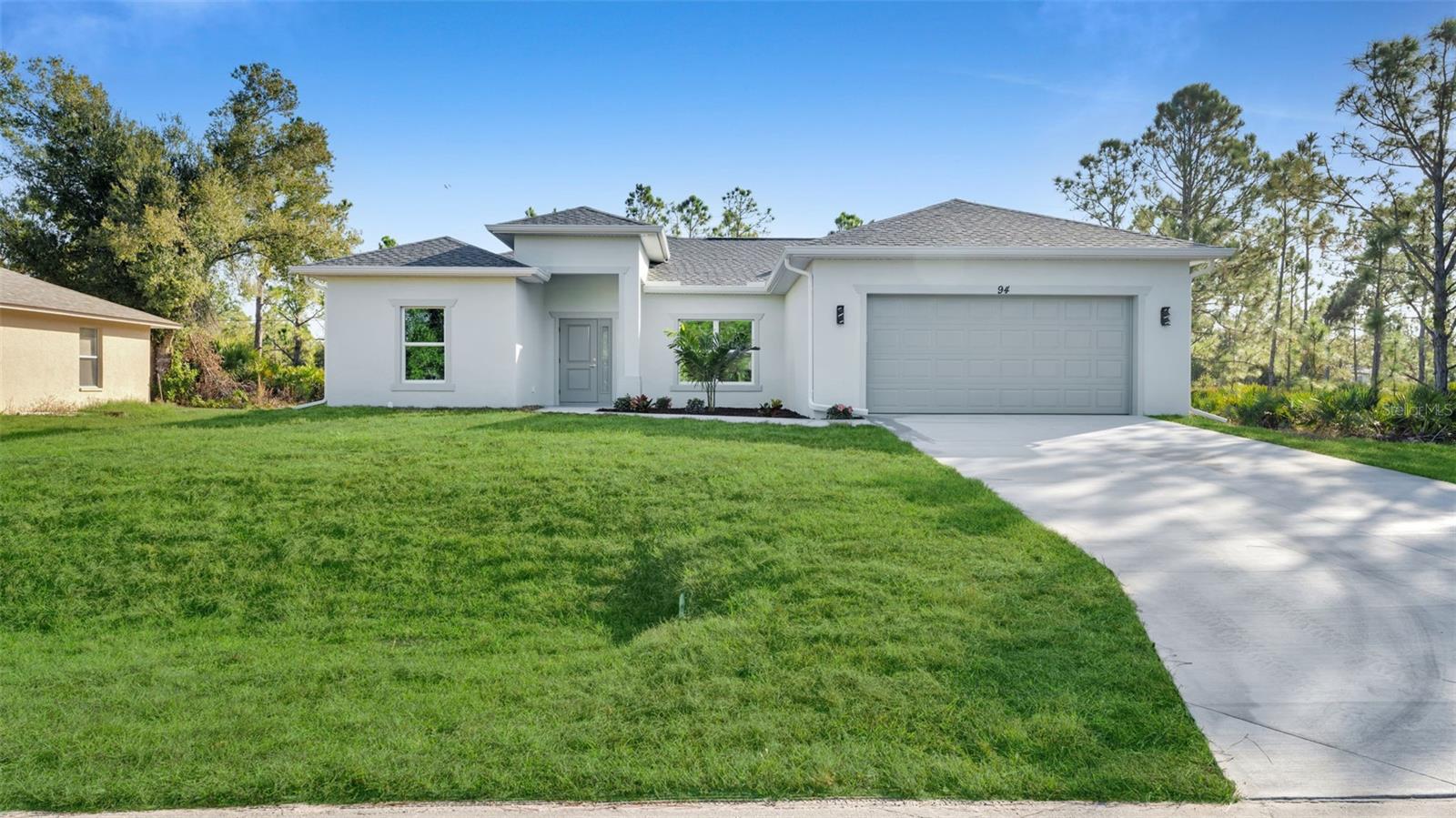 Single Family Residence em PORT CHARLOTTE, FL - Daniel Dourado