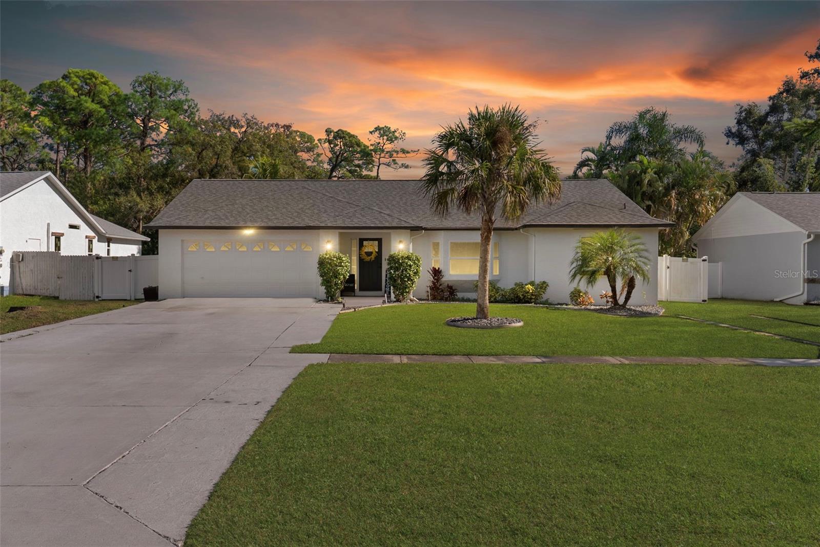 Single Family Residence em PINELLAS PARK, FL - Daniel Dourado
