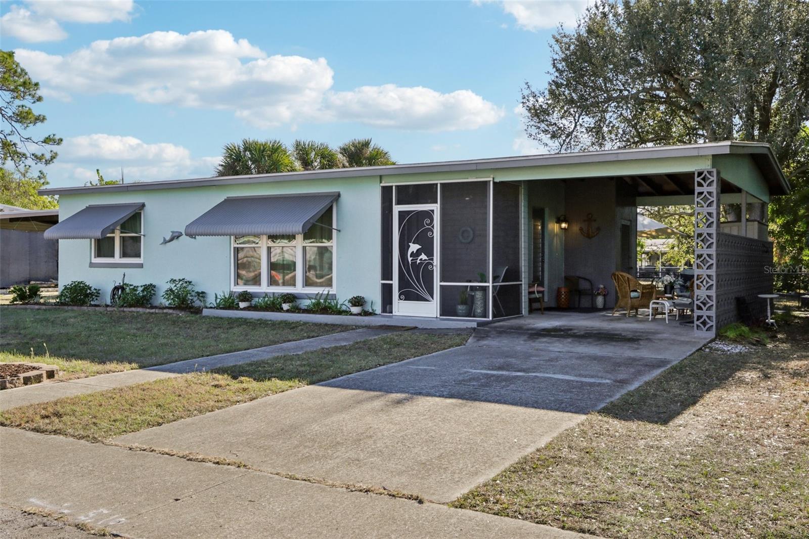 Single Family Residence em PORT CHARLOTTE, FL - Daniel Dourado