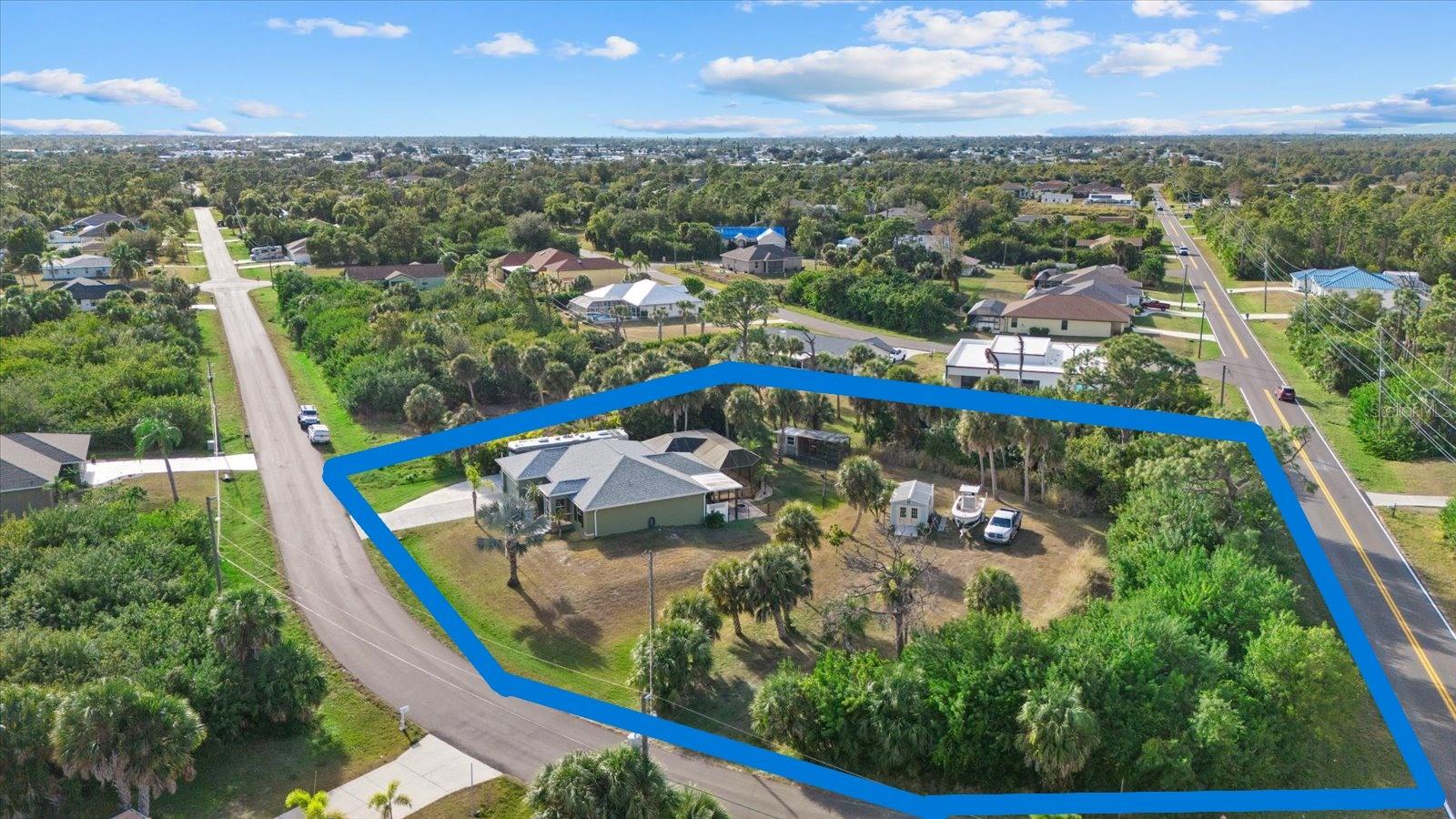 Single Family Residence em ENGLEWOOD, FL - Daniel Dourado