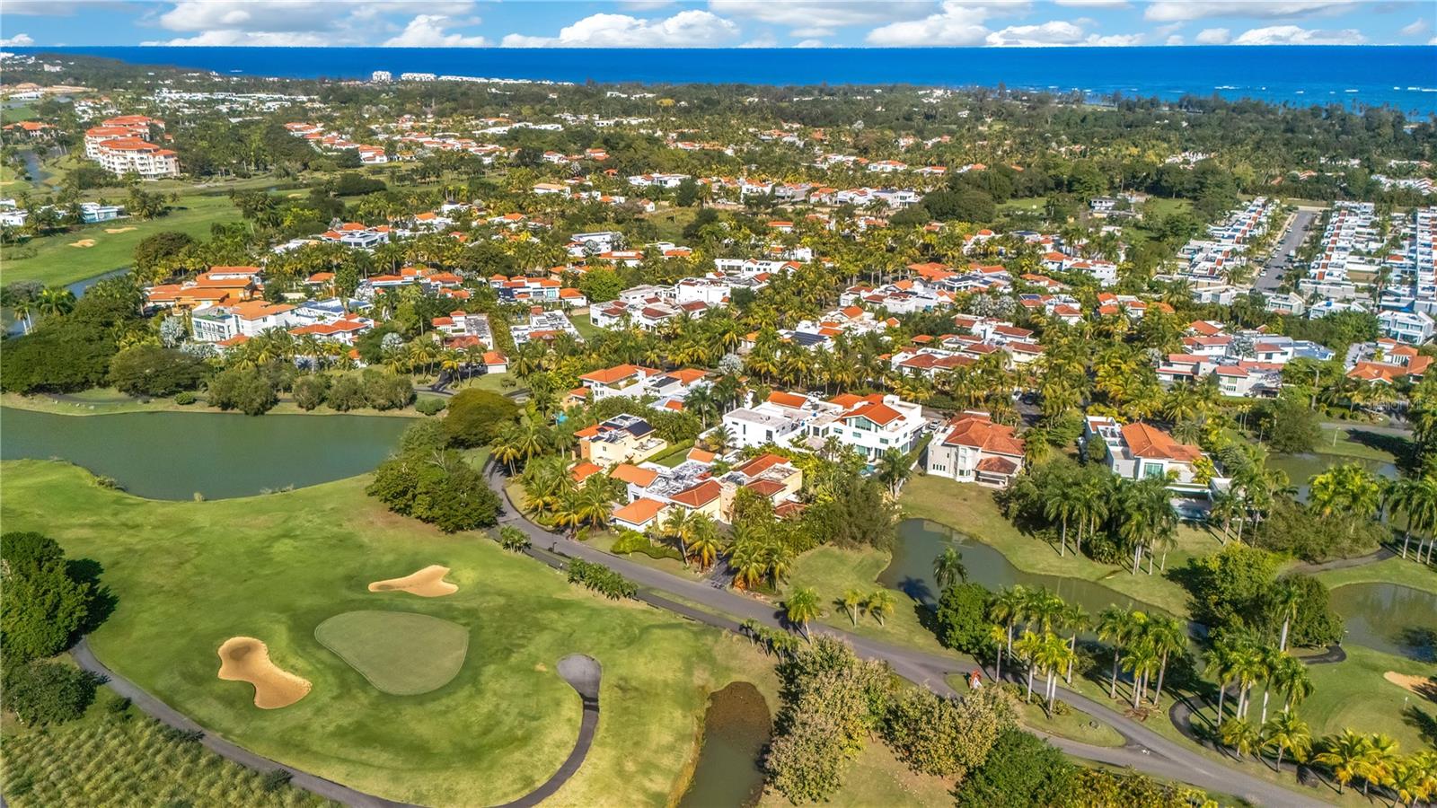 Single Family Residence em DORADO, PR - Daniel Dourado