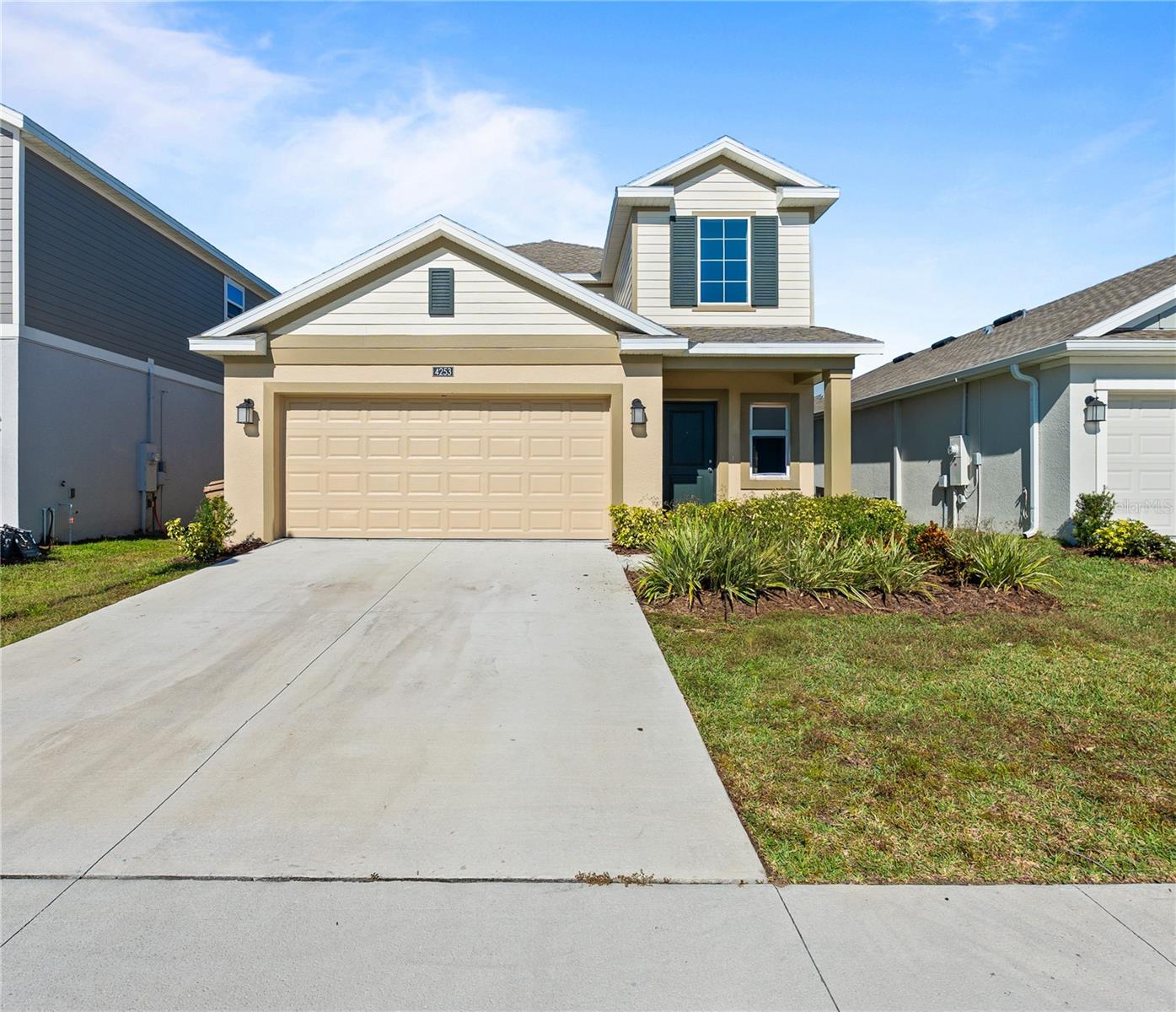 Single Family Residence in KISSIMMEE, FL - Daniel Dourado