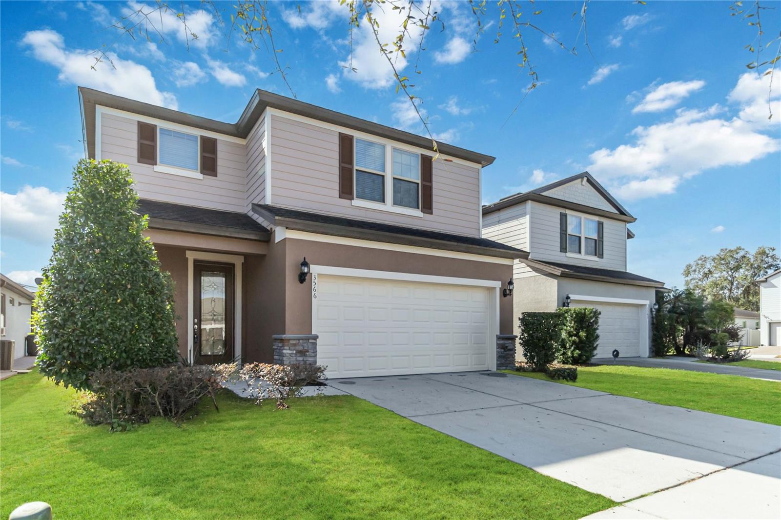 Single Family Residence in KISSIMMEE, FL - Daniel Dourado