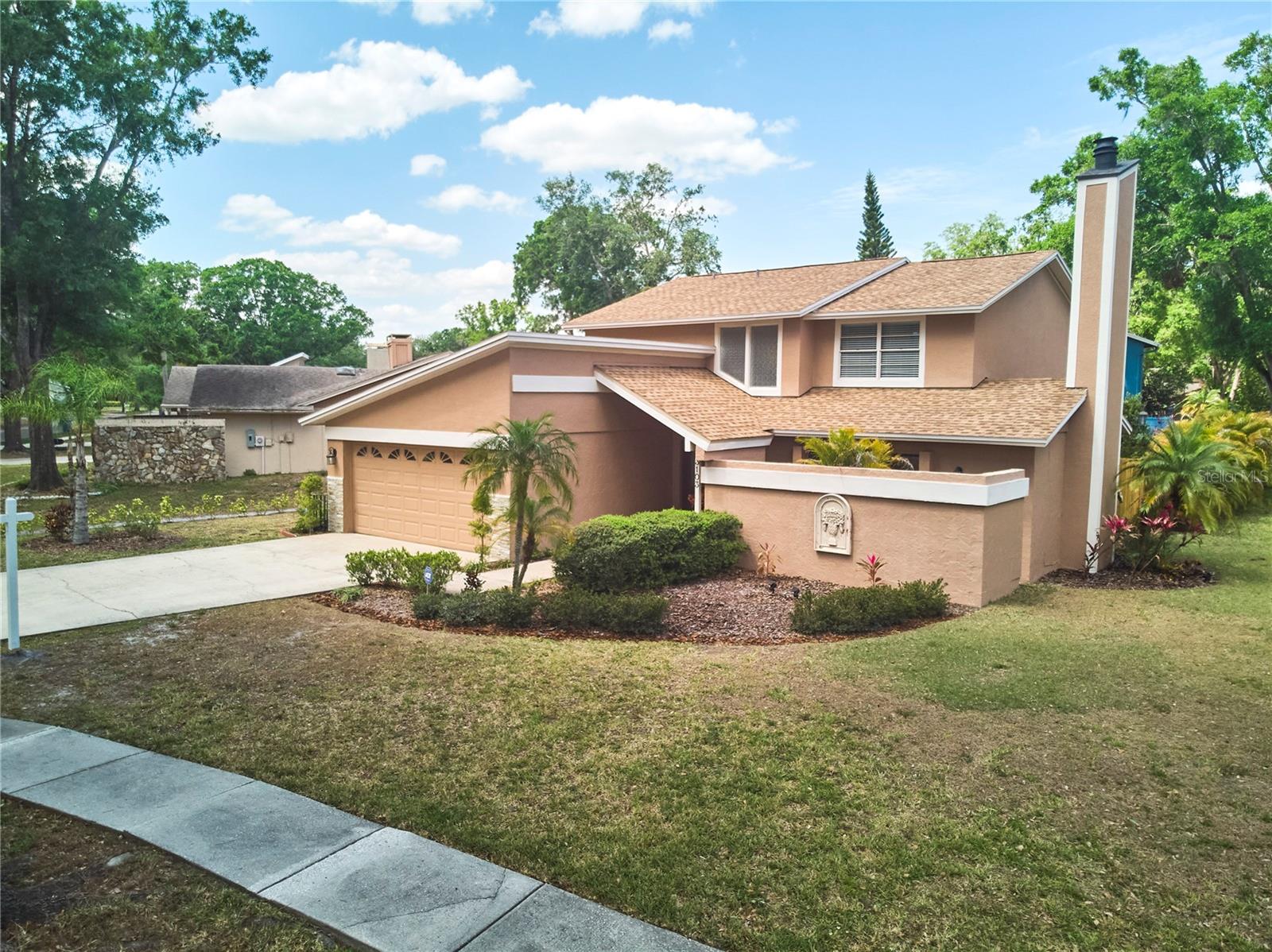 Single Family Residence in TAMPA, FL - Daniel Dourado
