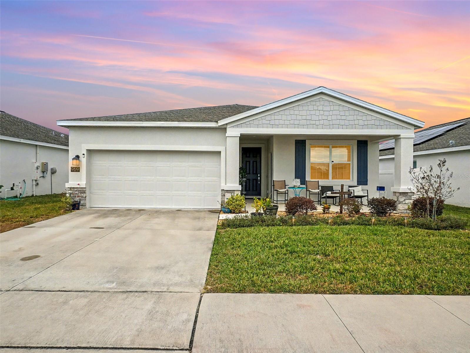 Single Family Residence in GROVELAND, FL - Daniel Dourado