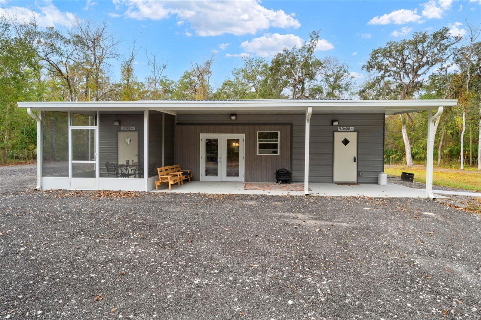 Single Family Residence in BROOKSVILLE, FL - Daniel Dourado