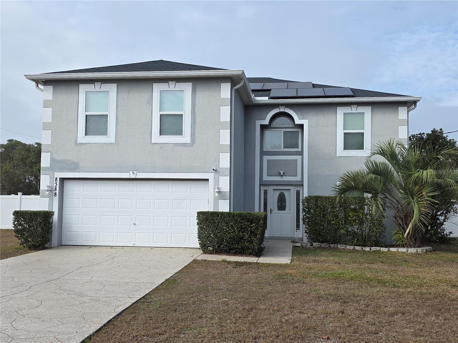 Single Family Residence em SPRING HILL, FL - Daniel Dourado