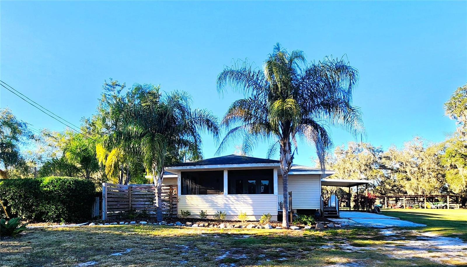 Single Family Residence in POLK CITY, FL - Daniel Dourado