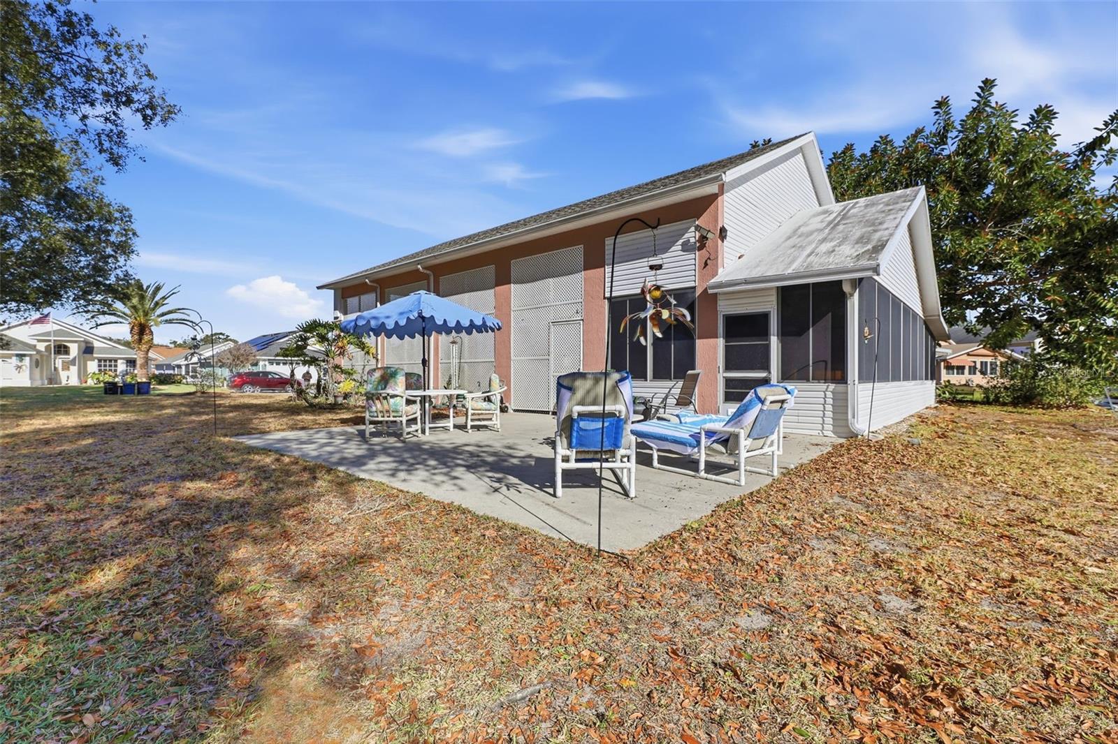 Single Family Residence in DAVENPORT, FL - Daniel Dourado