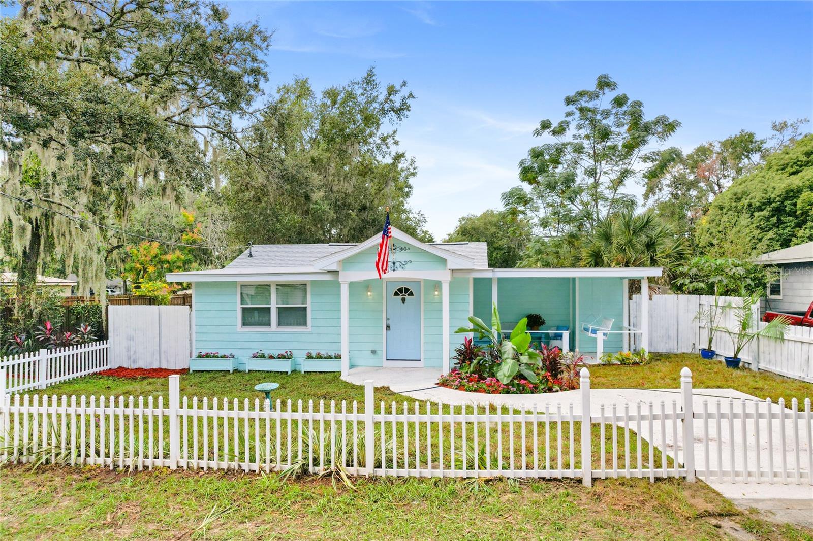 Single Family Residence em MOUNT DORA, FL - Daniel Dourado