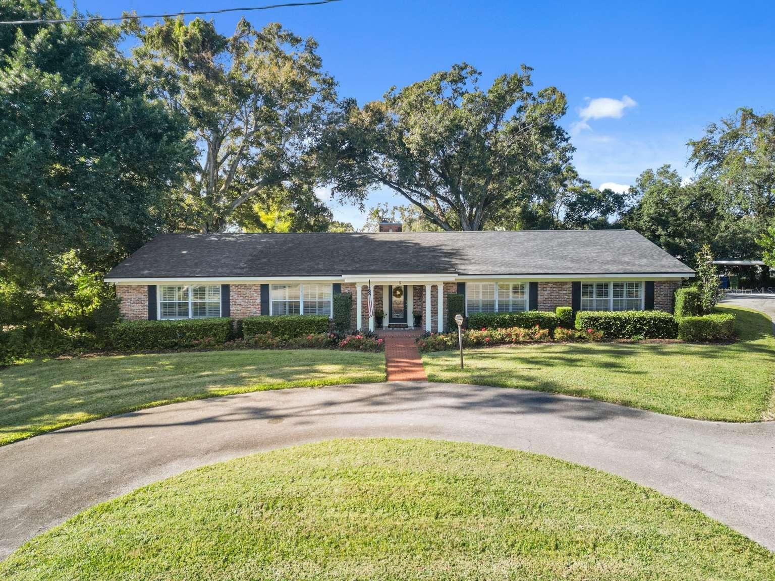 Single Family Residence em WINTER HAVEN, FL - Daniel Dourado