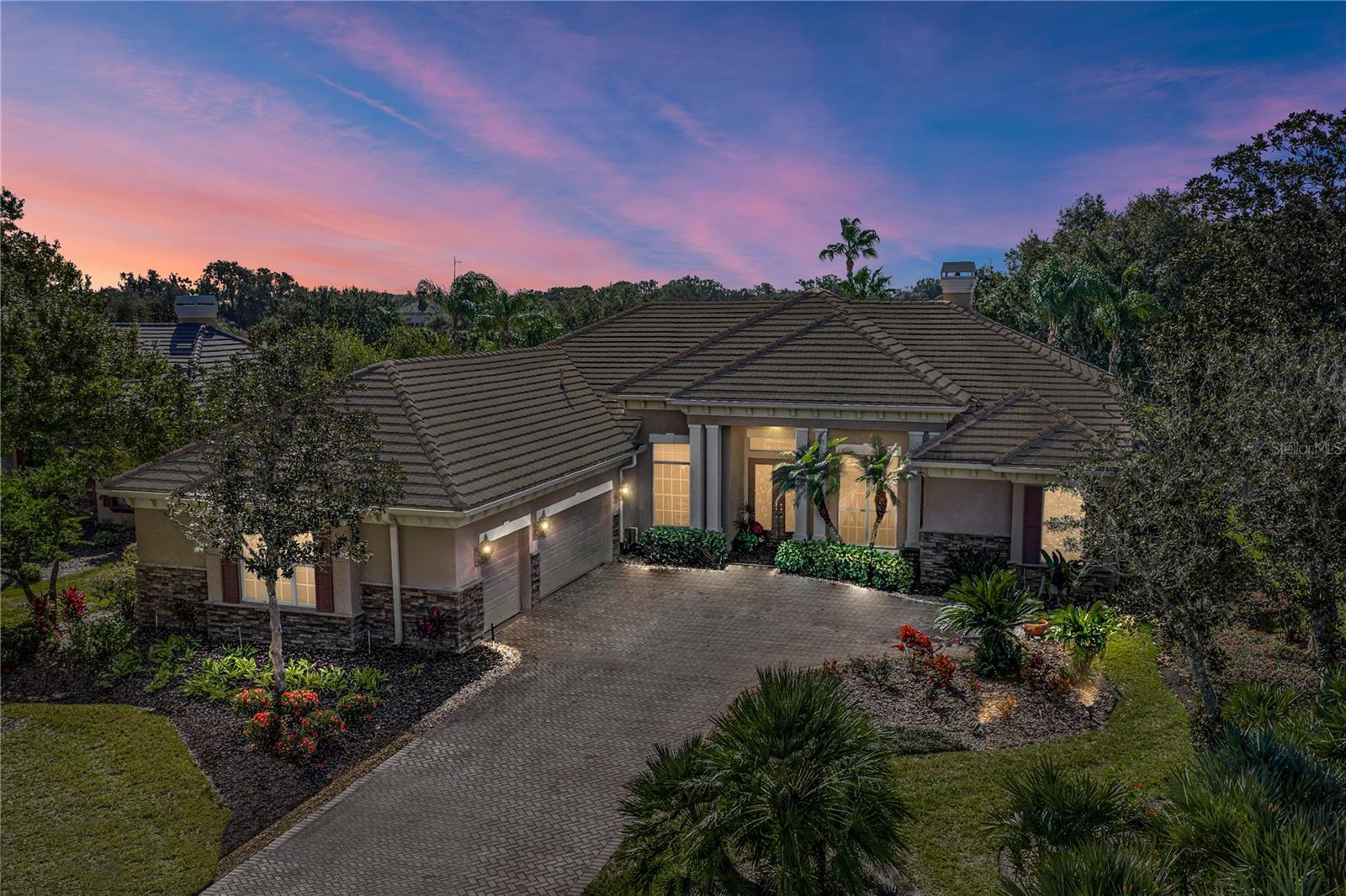 Single Family Residence in DADE CITY, FL - Daniel Dourado