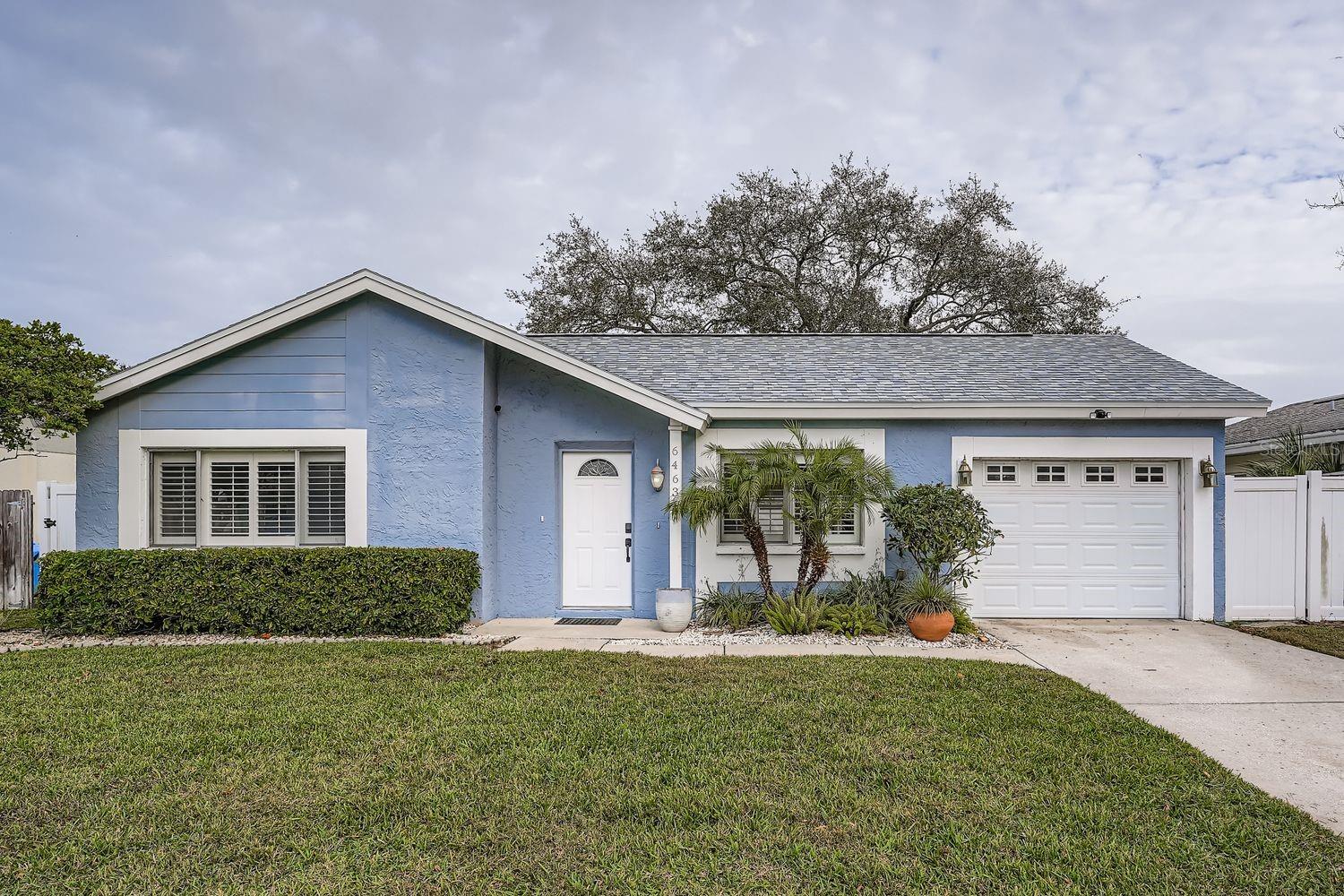 Single Family Residence em PINELLAS PARK, FL - Daniel Dourado