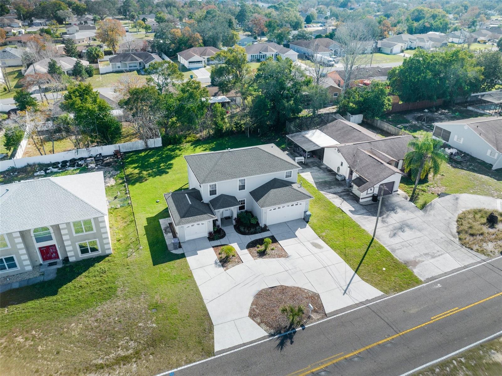 Single Family Residence in SPRING HILL, FL - Daniel Dourado