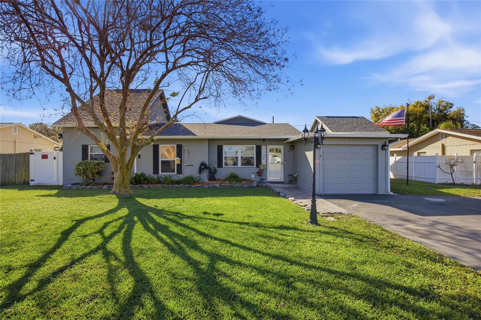 Single Family Residence em SEMINOLE, FL - Daniel Dourado