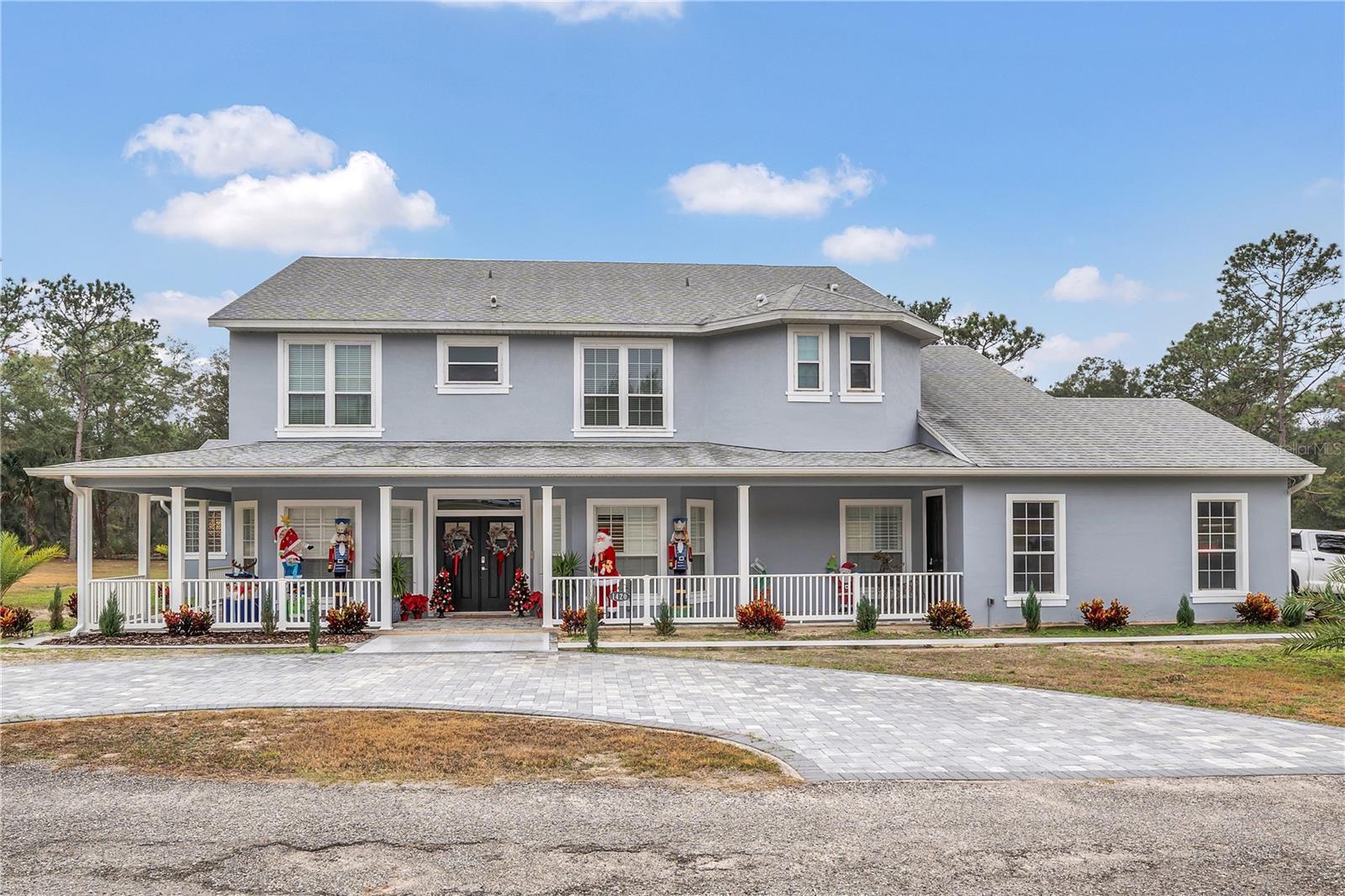 Single Family Residence in DELAND, FL - Daniel Dourado