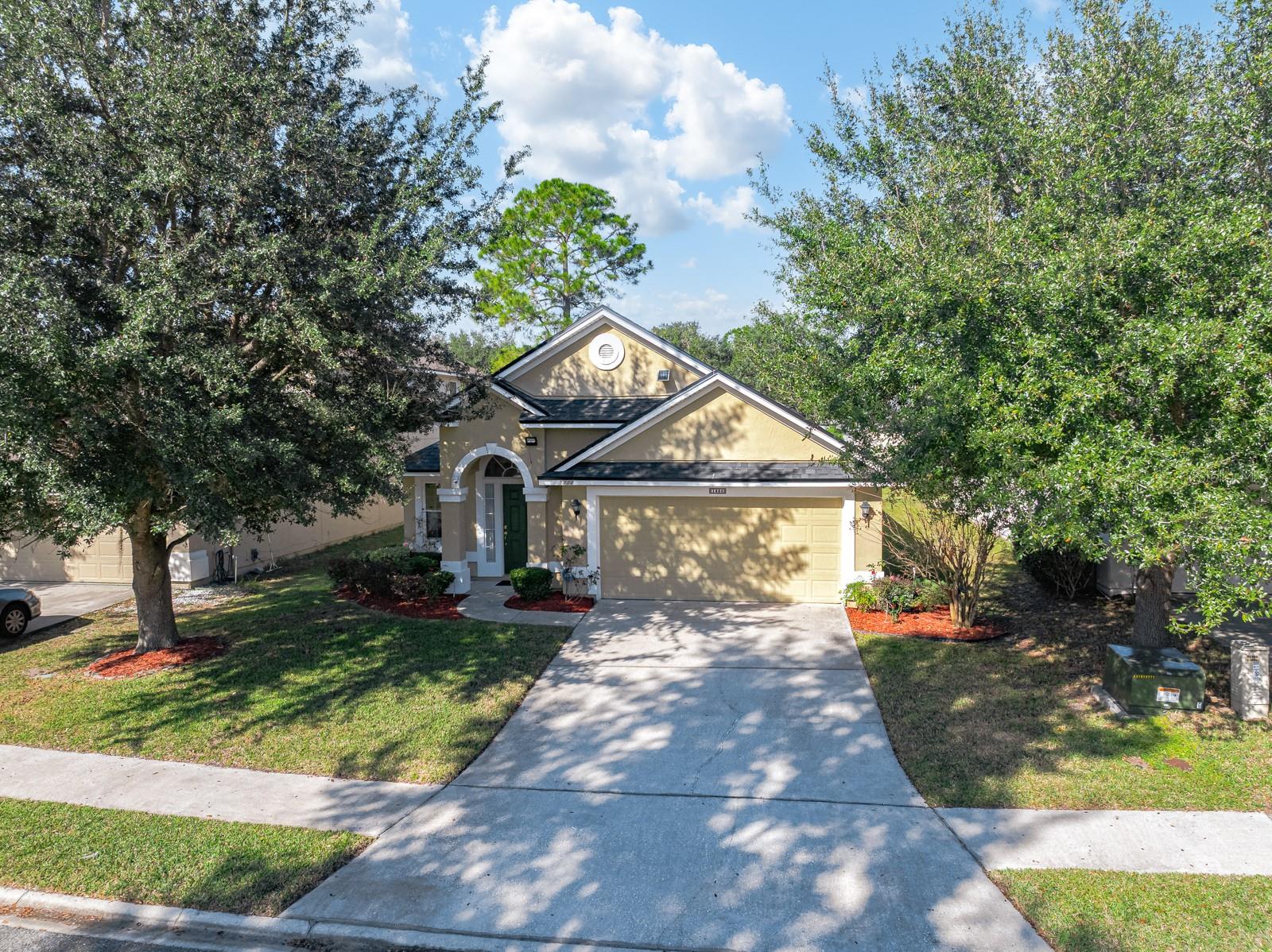 Single Family Residence in ORANGE PARK, FL - Daniel Dourado