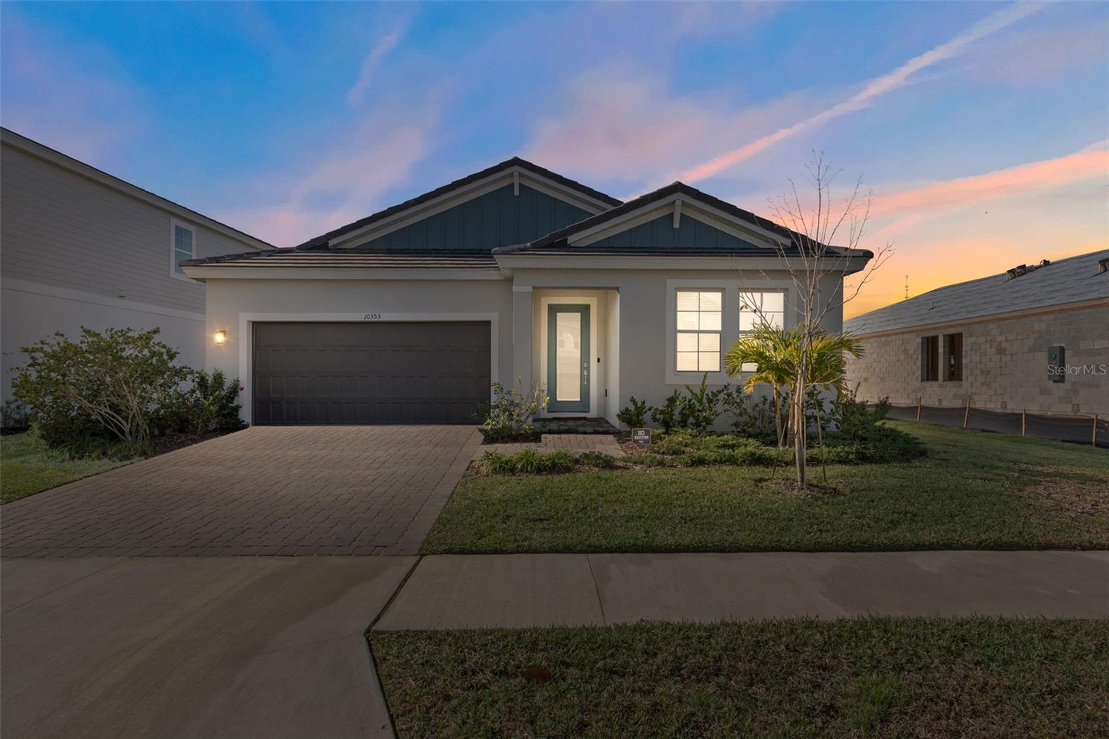 Single Family Residence in SAN ANTONIO, FL - Daniel Dourado