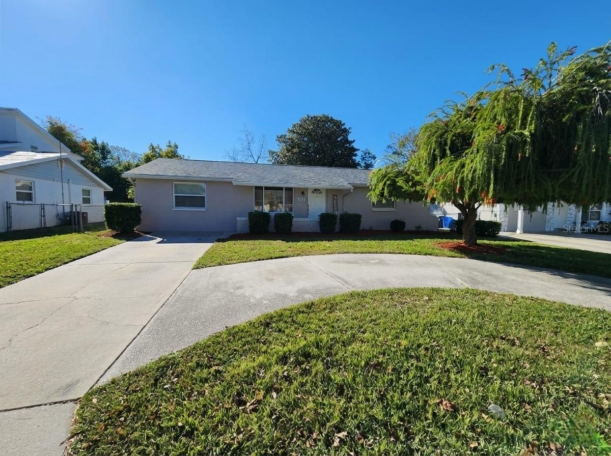 Single Family Residence in HUDSON, FL - Daniel Dourado