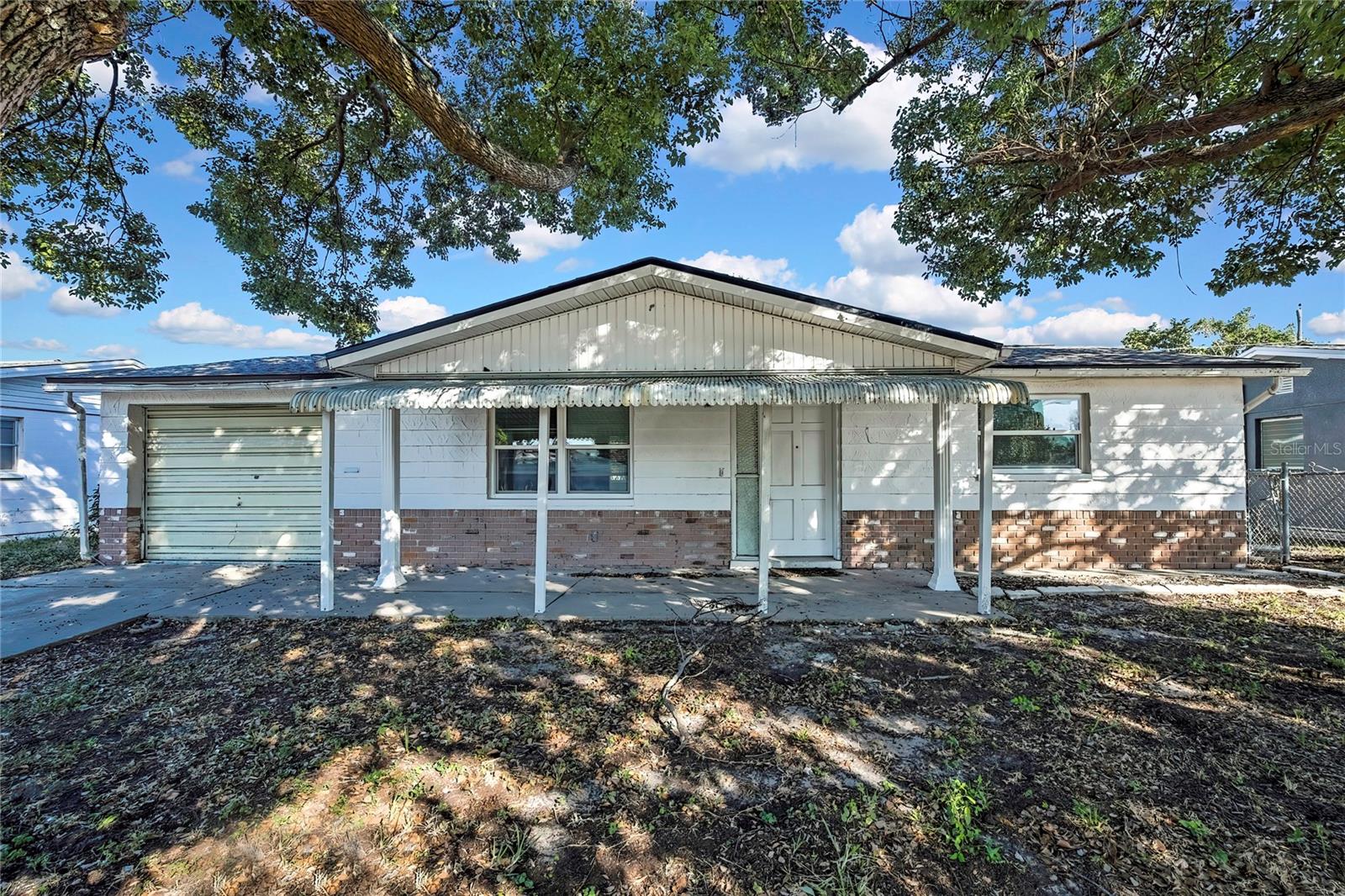 Single Family Residence em NEW PORT RICHEY, FL - Daniel Dourado