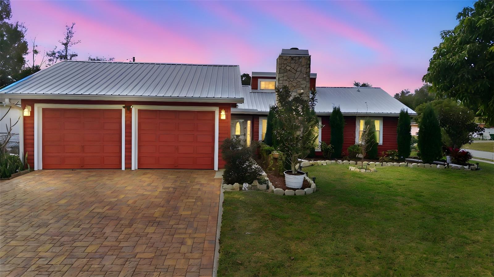 Single Family Residence em DELTONA, FL - Daniel Dourado