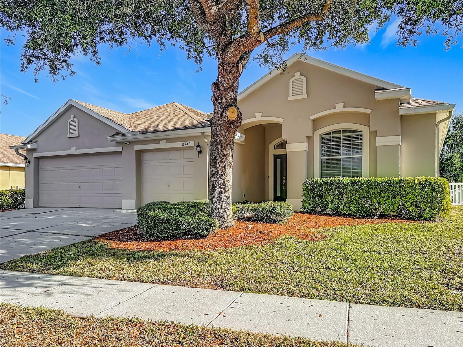 Single Family Residence em NEW PORT RICHEY, FL - Daniel Dourado