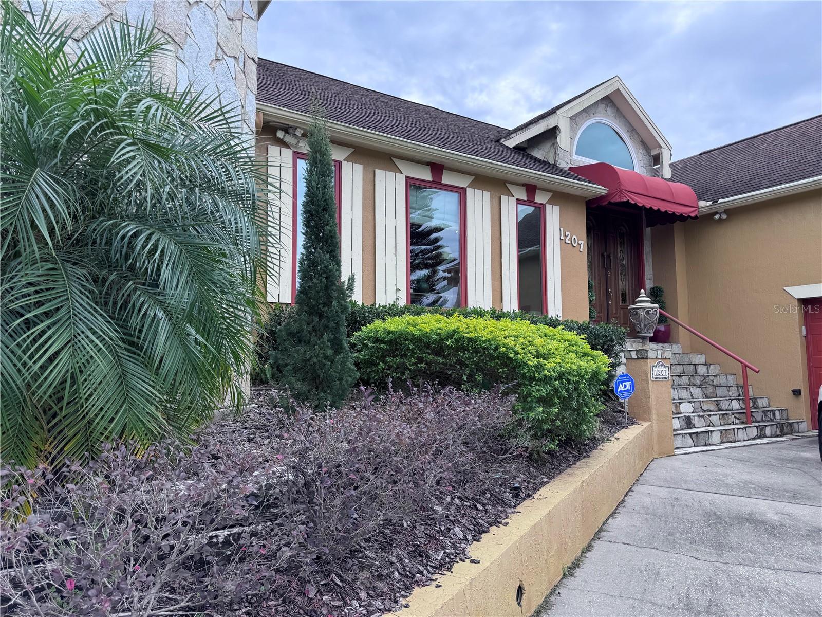 Single Family Residence em EUSTIS, FL - Daniel Dourado