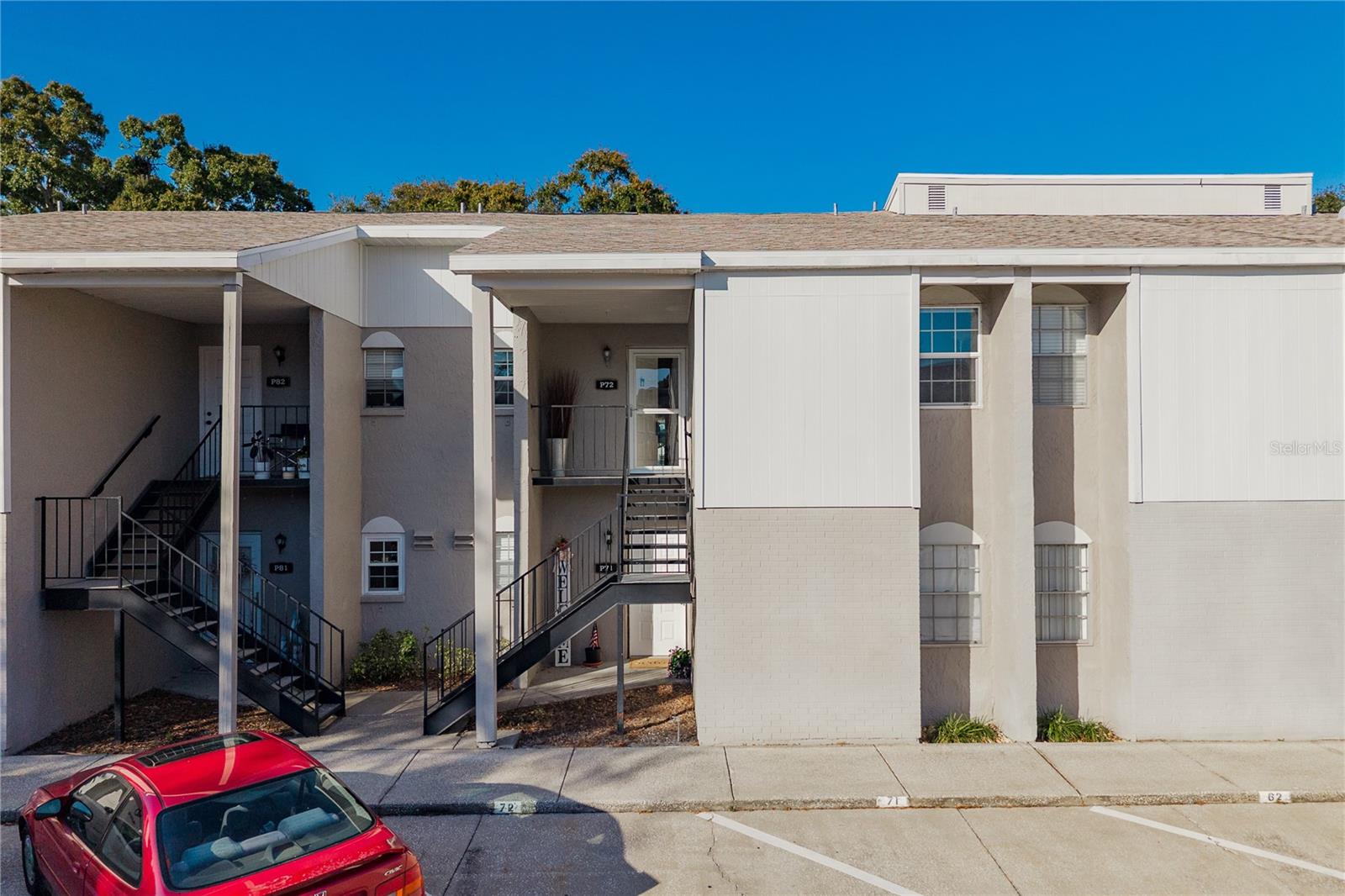 Condominium in TAMPA, FL - Daniel Dourado