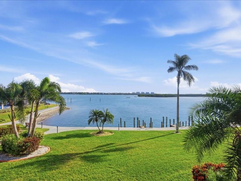 Condominium in SARASOTA, FL - Daniel Dourado