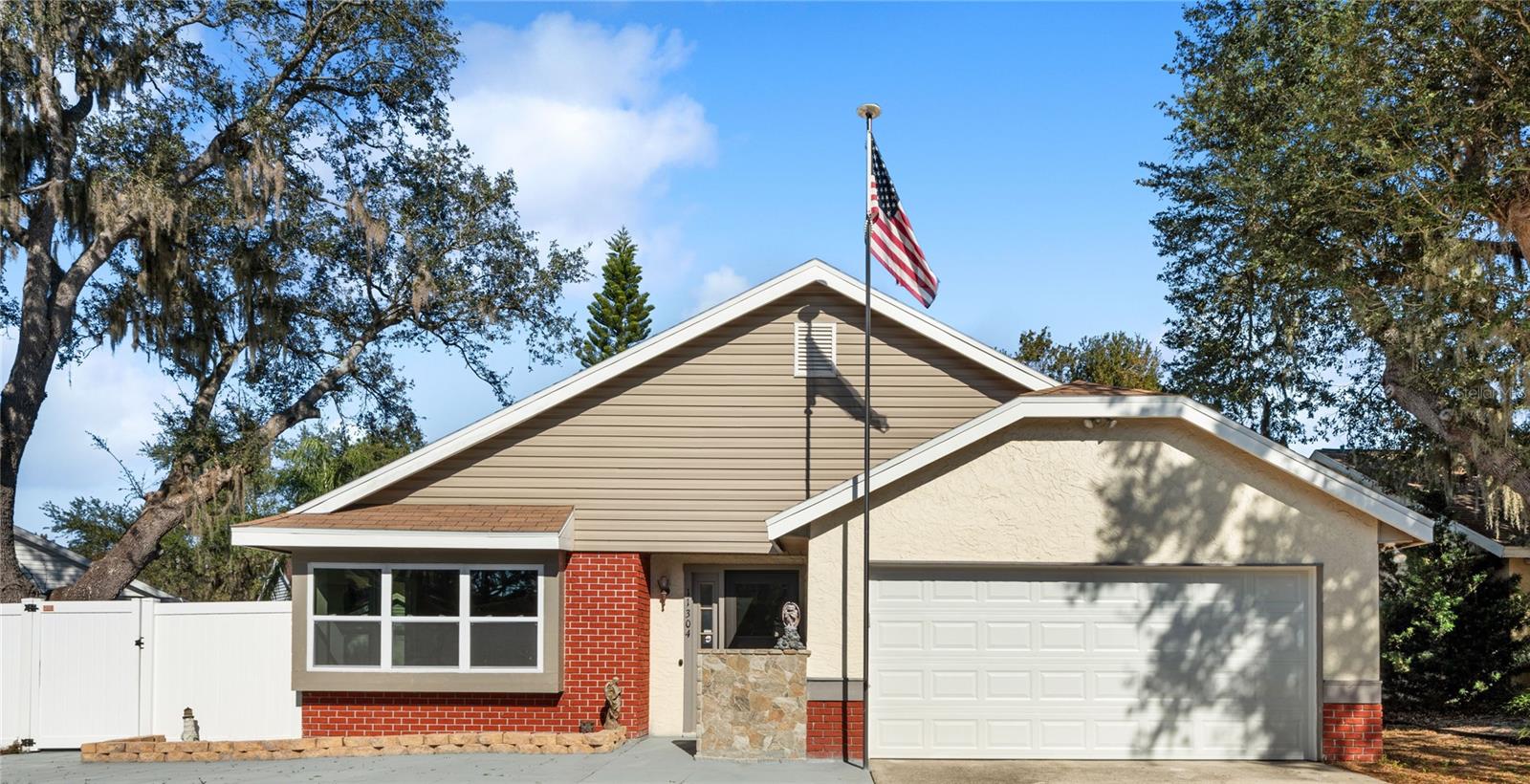 Single Family Residence em RIVERVIEW, FL - Daniel Dourado