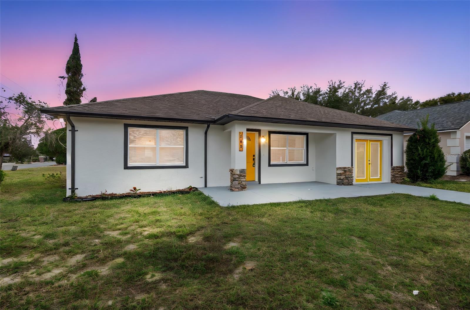 Single Family Residence in EUSTIS, FL - Daniel Dourado