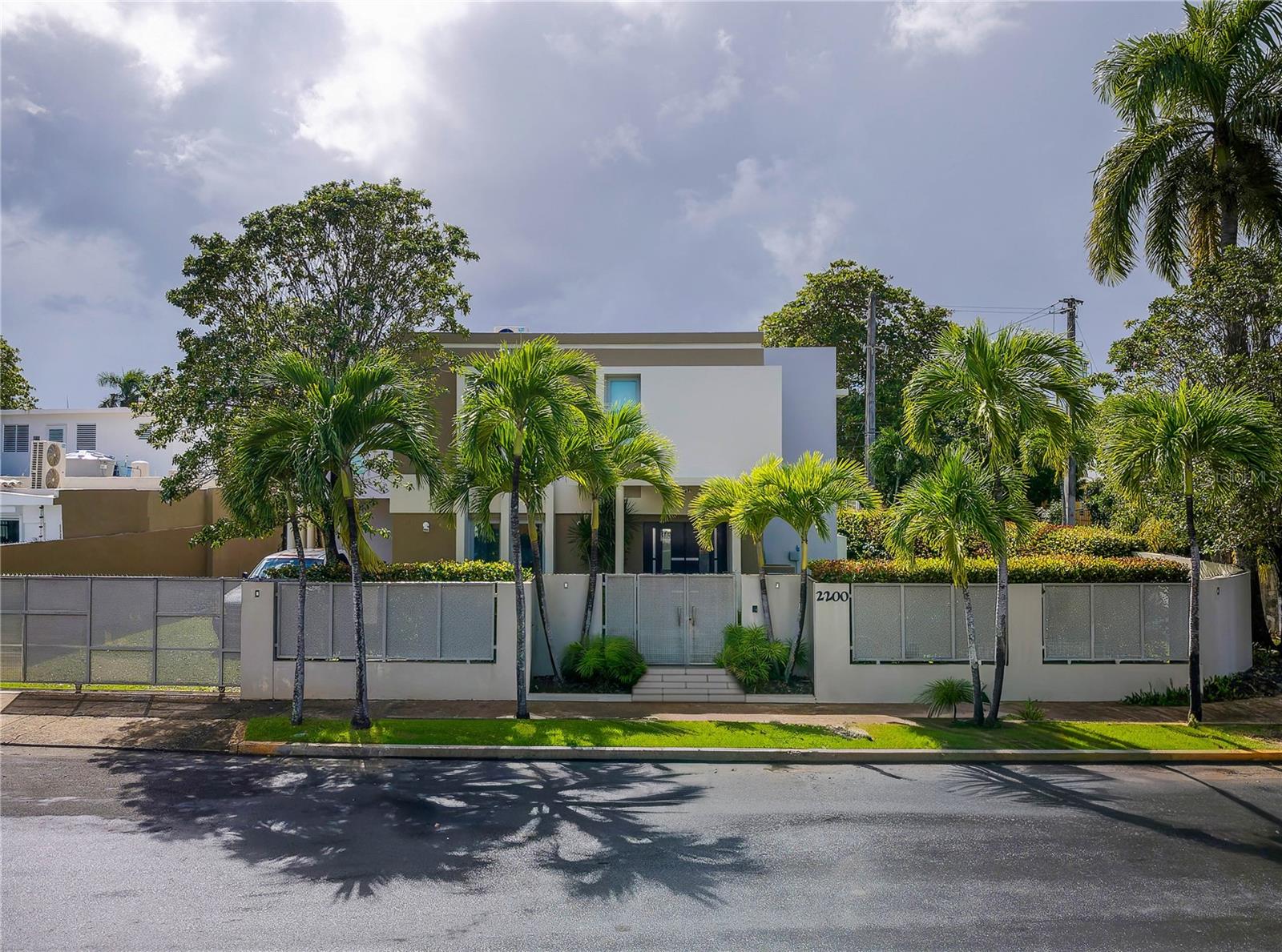 Single Family Residence in SAN JUAN, PR - Daniel Dourado