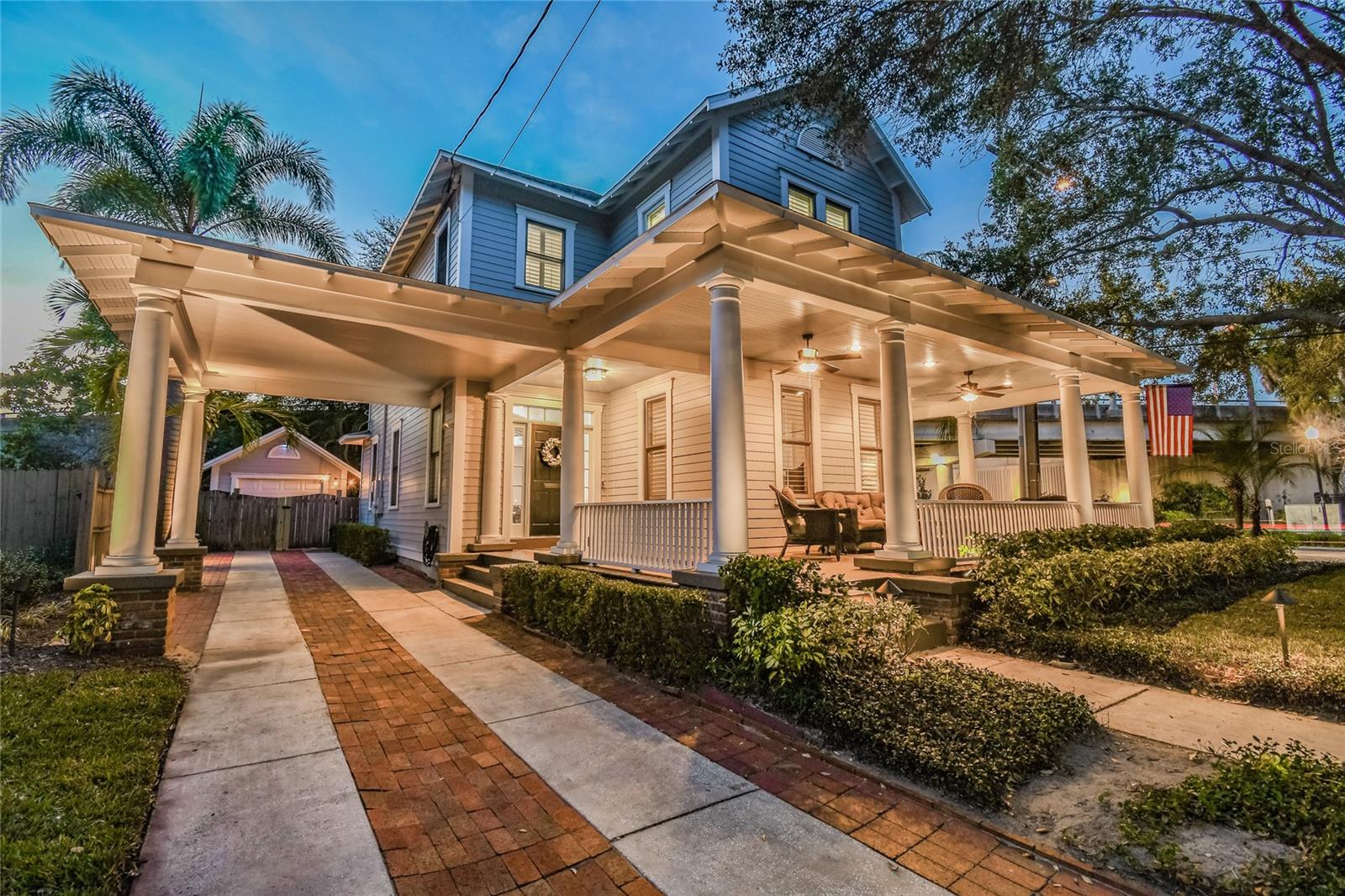 Single Family Residence in TAMPA, FL - Daniel Dourado