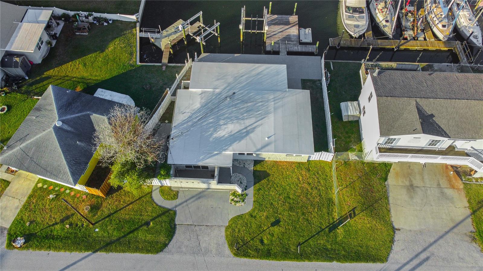 Single Family Residence in HUDSON, FL - Daniel Dourado