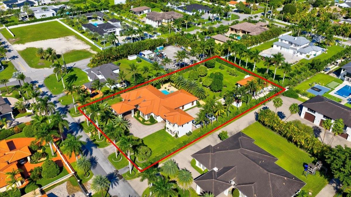 Single Family Residence em HIALEAH, FL - Daniel Dourado
