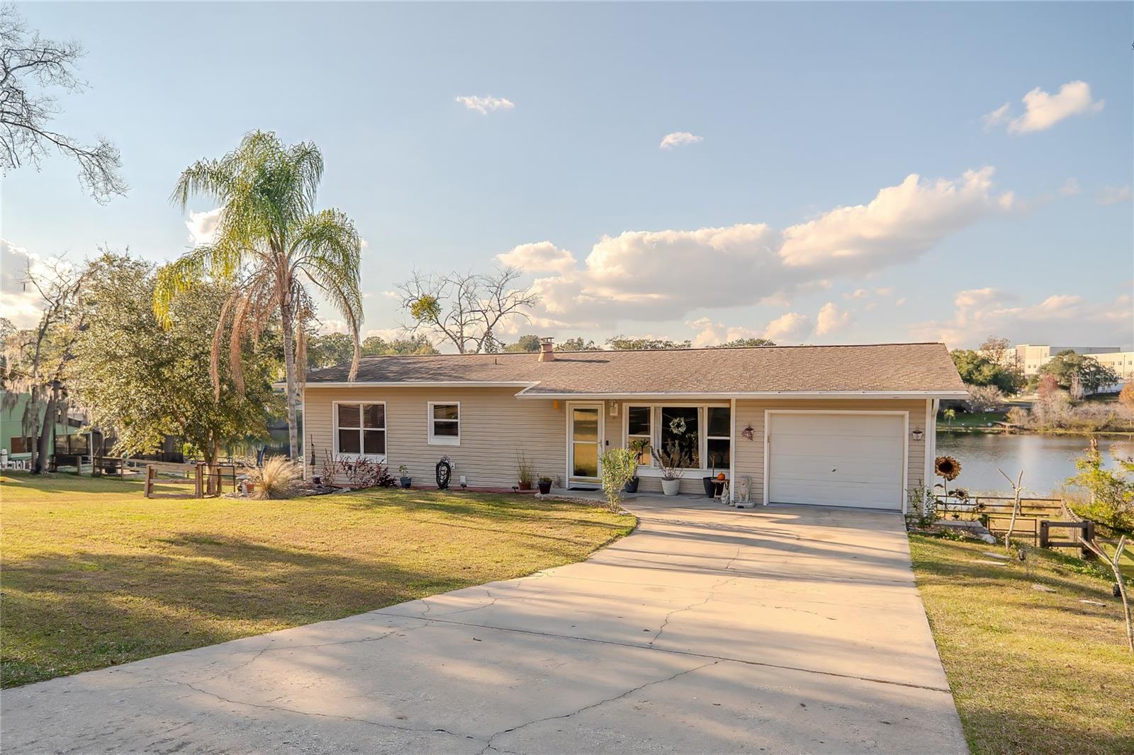 Single Family Residence em CLERMONT, FL - Daniel Dourado