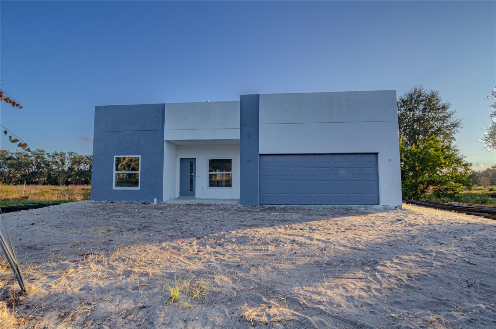 Single Family Residence in DAVENPORT, FL - Daniel Dourado