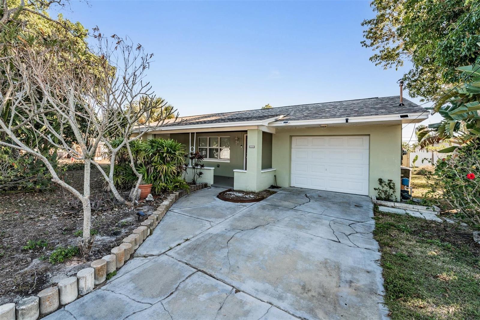 Single Family Residence em CLEARWATER, FL - Daniel Dourado