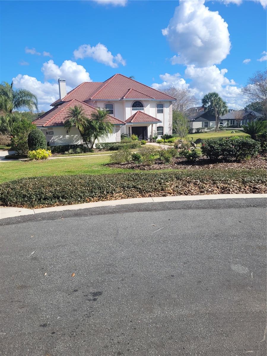 Single Family Residence in EUSTIS, FL - Daniel Dourado