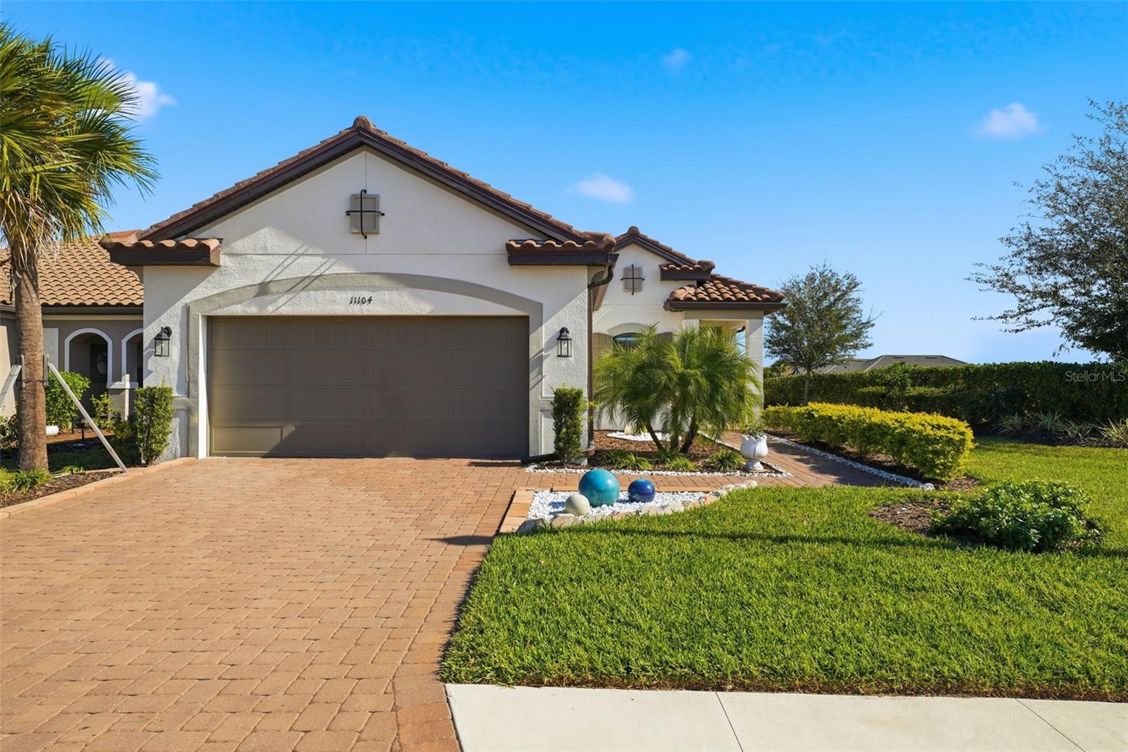 Single Family Residence in PALMETTO, FL - Daniel Dourado